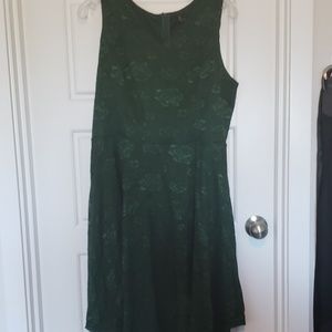 NWOT lace green dress